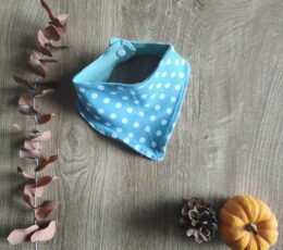 Otroška rutka in slinček - mint z motivom pikic