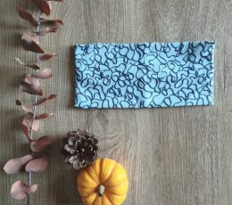 Otroški trak za ušesa - mint z geometrijskim vzorcem