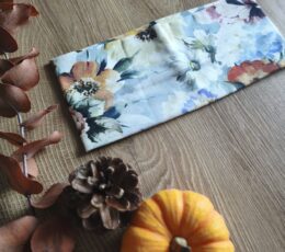 Otroški trak za ušesa - moder s cvetličnim vzorcem