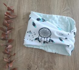 Otroški šal buff - bel z motivom lovilec sanj