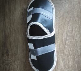 Usnjeni copati z geometrijskim vzorcem, 42-43